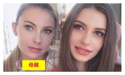【画像】モデル･カロリーナの母親が美人すぎて衝撃！双子みたいにそっくり！
